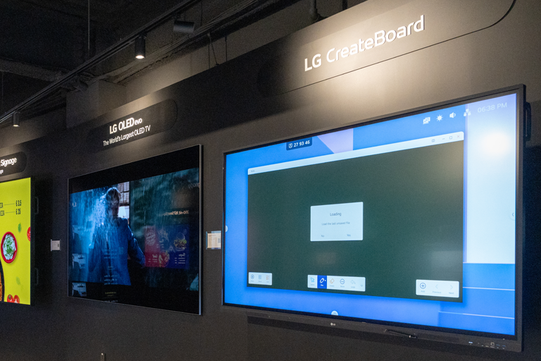 LG CreateBoard®